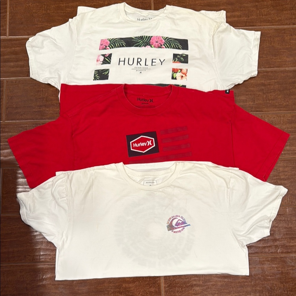 Hurley Short Sleeve Tees - Red and White